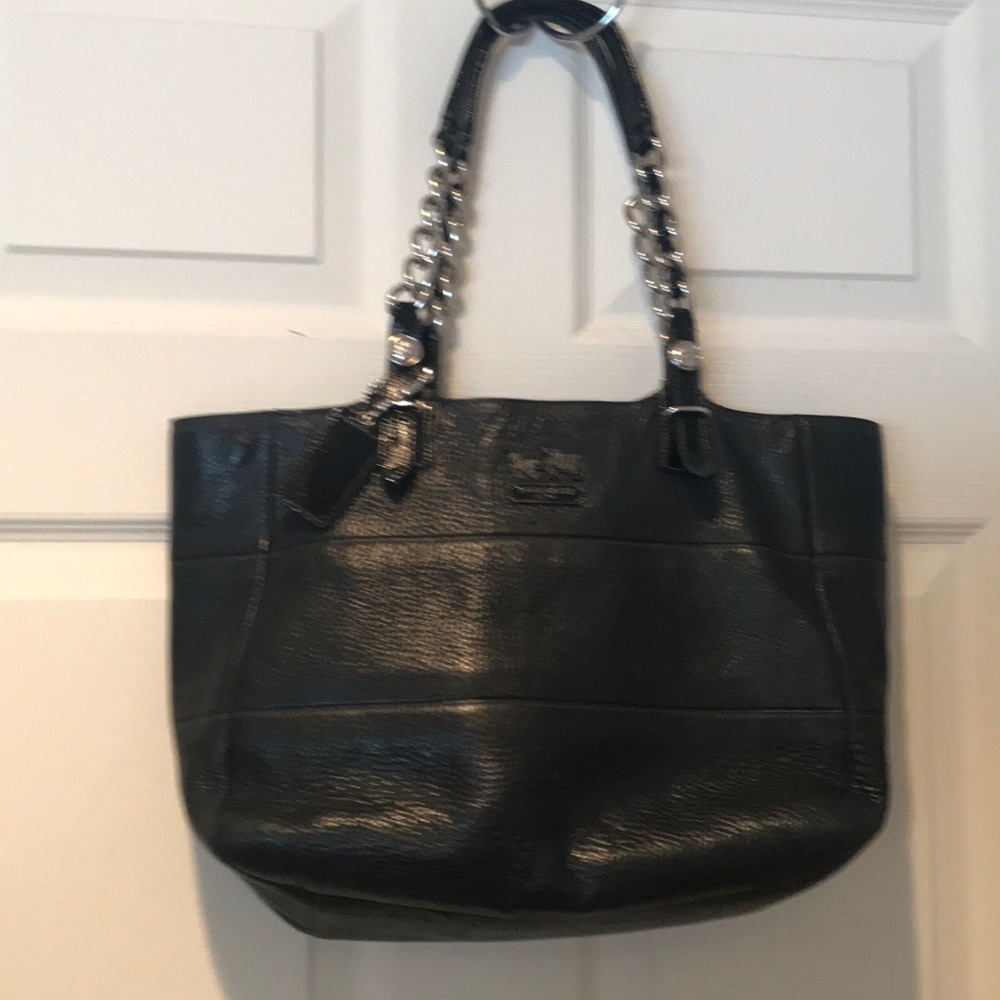 BLACK LEATHER COACH PURSE